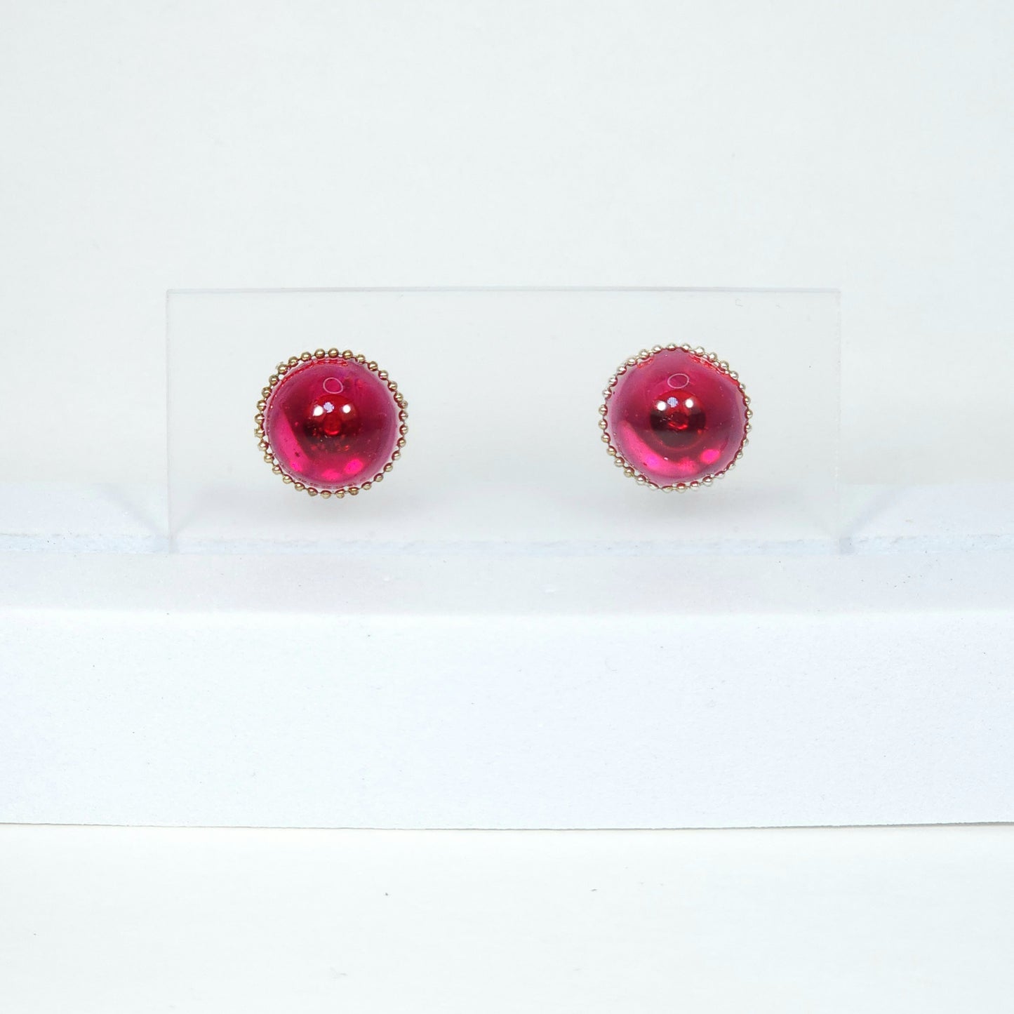 Gum Dot Stud Earrings