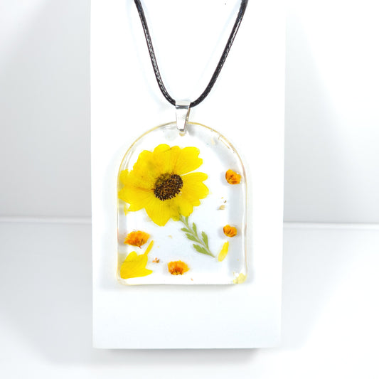 Pressed Flower Pendant Necklace
