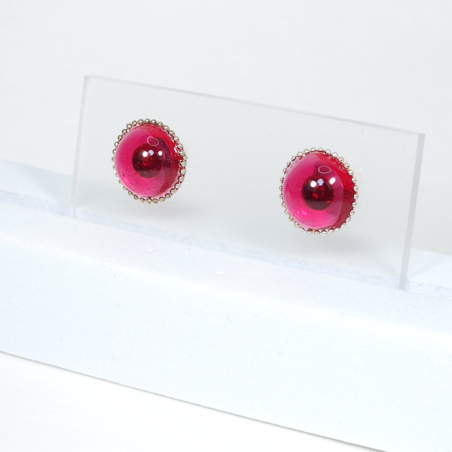 Gum Dot Stud Earrings