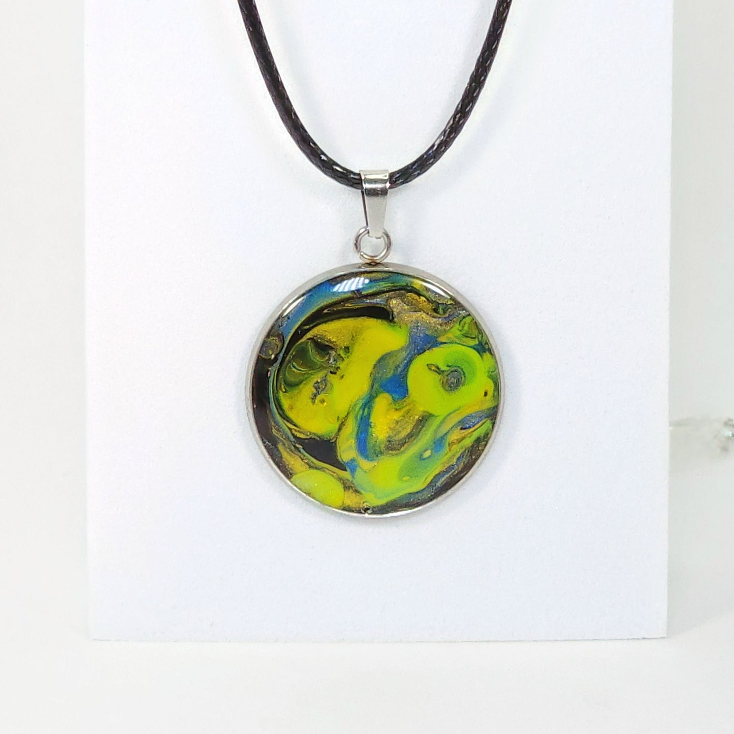 Alien Juice Necklace